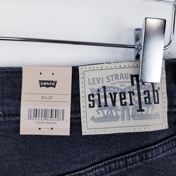 Levi's SilverTab A36990001 High-Waisted Mom Jeans Black NWT - Picture 6 of 11